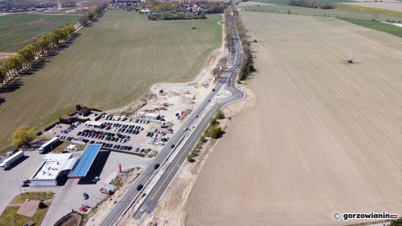 4/15 Praca wre przy przebudowie ul. Myśliborskiej