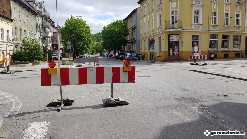 6/8 Zamknięta Chrobrego i Mieszka I