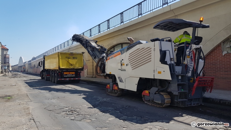 6/9 Ruszyły prace przy Spichrzowej