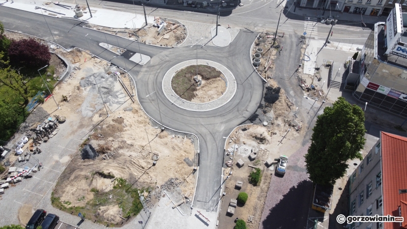 3/6 Rondo na Sikorskiego prawie gotowe