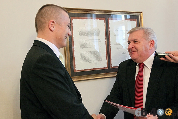 7/14 Prezydent na kawie z sumokami