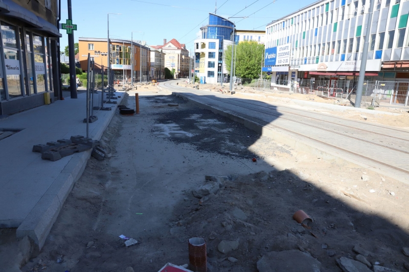 4/12 Postęp prac przy ul. Sikorskiego