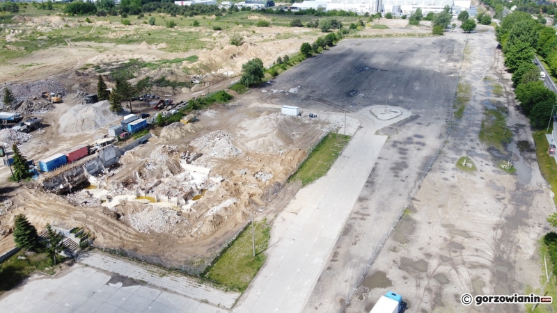 6/6 Po wieżowcu Ursusa nie ma już śladu