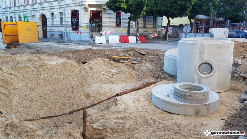 9/18 Rozkopana ul. Chrobrego i Mieszka I