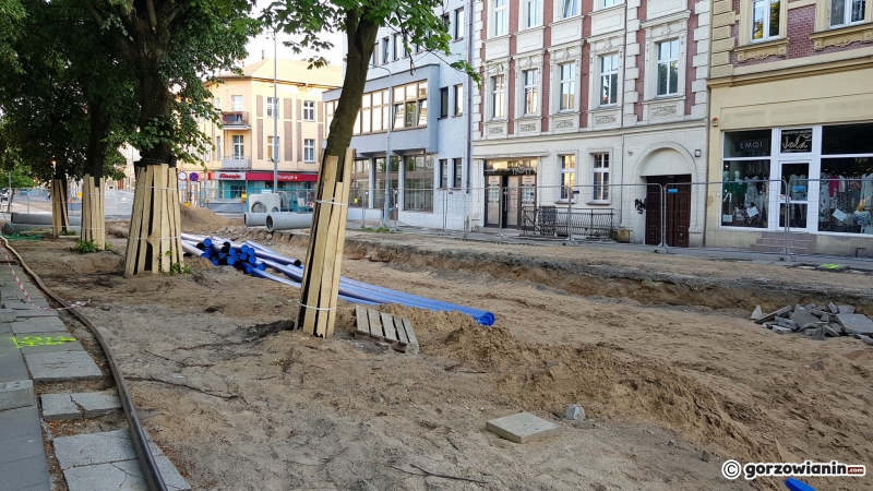 13/18 Rozkopana ul. Chrobrego i Mieszka I