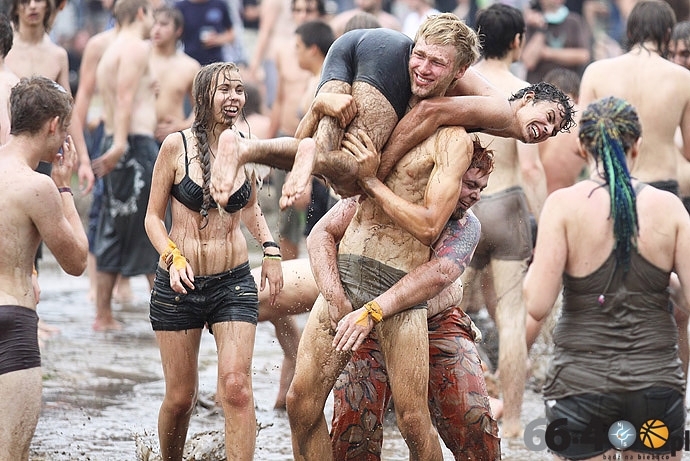 42/58 Przystanek Woodstock