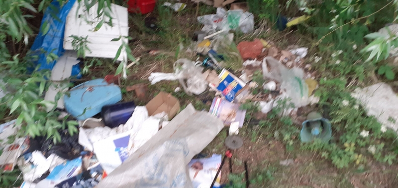 4/5 Śmieci przy ul. Fabrycznej