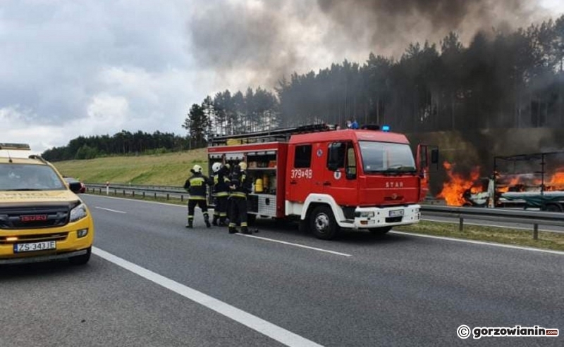 1/4 Pożar busa na S3