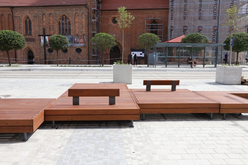 6/7 Deptak na Sikorskiego prawie gotowy