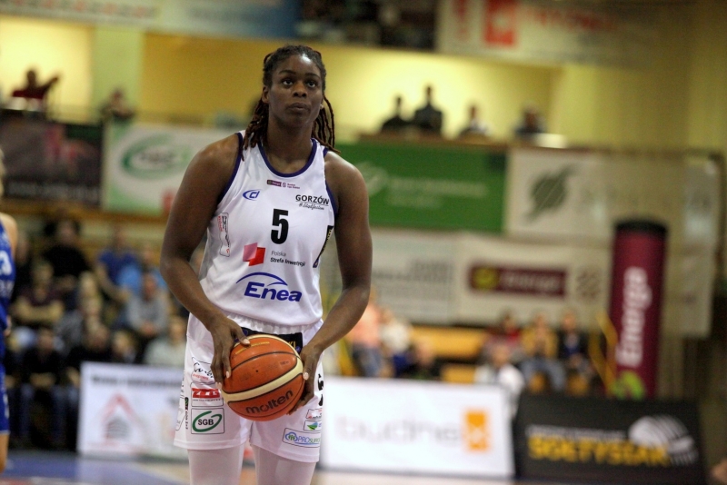 5/7 Cheridene Green w akcji