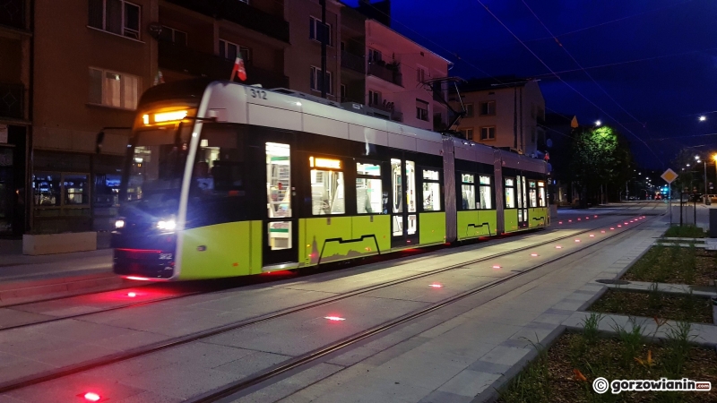 4/12 Gorzowski deptak nocą