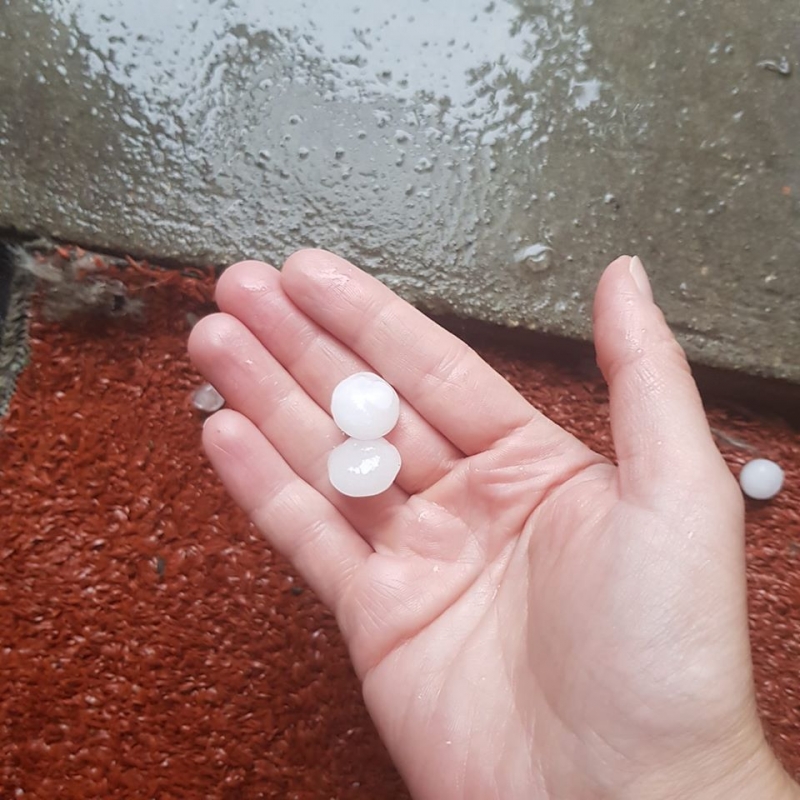 13/15 Piątkowa ulewa i gradobicie nad Gorzowem