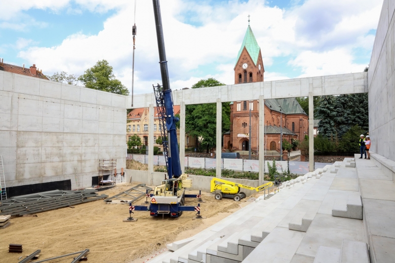 3/4 Budowa CEZiB idzie pełną parą