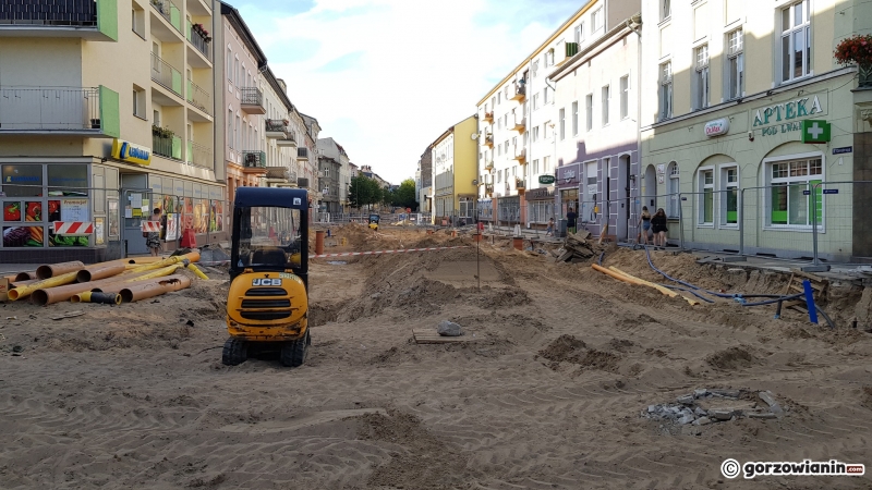 16/19 Postęp prac przy ul. Chrobrego i Mieszka I