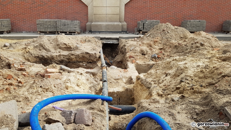 8/10 Postęp prac przy ul. Spichrzowej