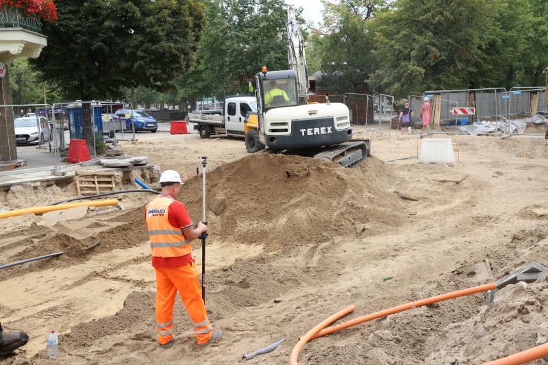 15/16 Co słychać na remontowanej Chrobrego i Mieszka I?