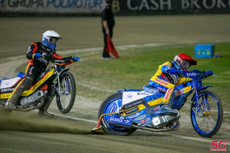 21/23 Moje Bermudy Stal - Betrad Sparta Wrocław