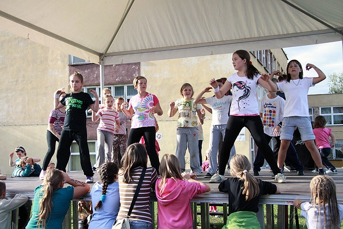 24/27 Gorzów: Warsztaty taneczne w ramach Jazdy Coolturalnej - os. Staszica 11.08.2011 r.