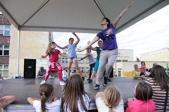 25/27 Gorzów: Warsztaty taneczne w ramach Jazdy Coolturalnej - os. Staszica 11.08.2011 r.