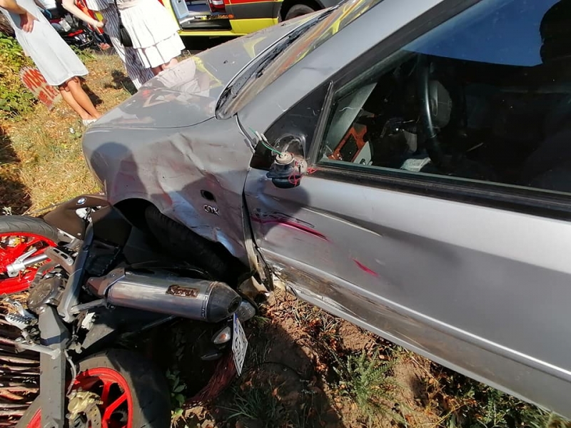 6/6 Zderzenie daewoo i motocykla