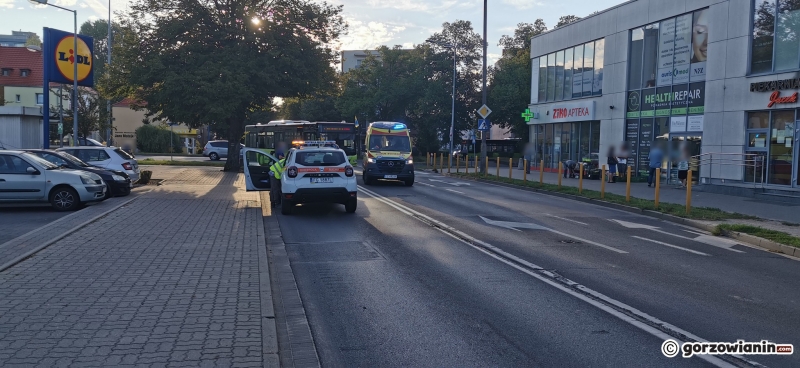 2/4 Autobus MZK potrącił pieszego