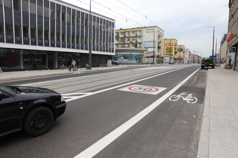 15/24 Ostatnie prace przy ul. Sikorskiego