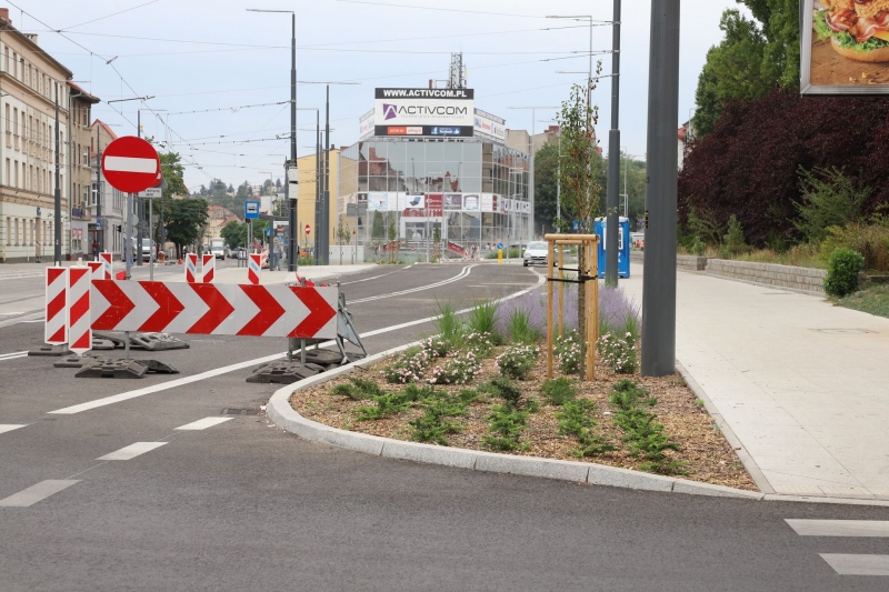 19/24 Ostatnie prace przy ul. Sikorskiego