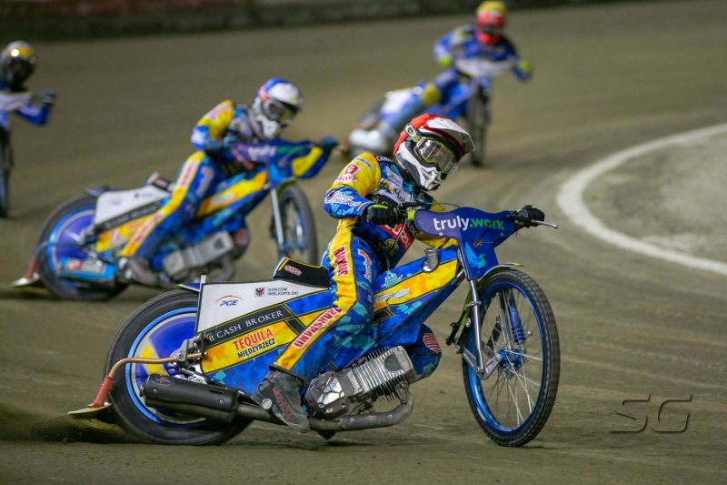 10/37 ŻUŻEL: STAL - GKM