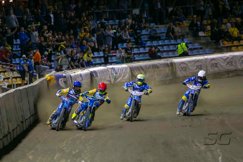 15/37 ŻUŻEL: STAL - GKM