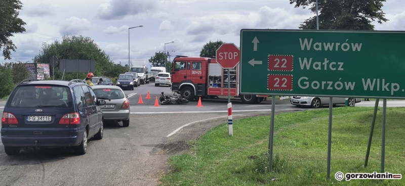 3/6 Wypadek z udziałem motocykla i mercedesa