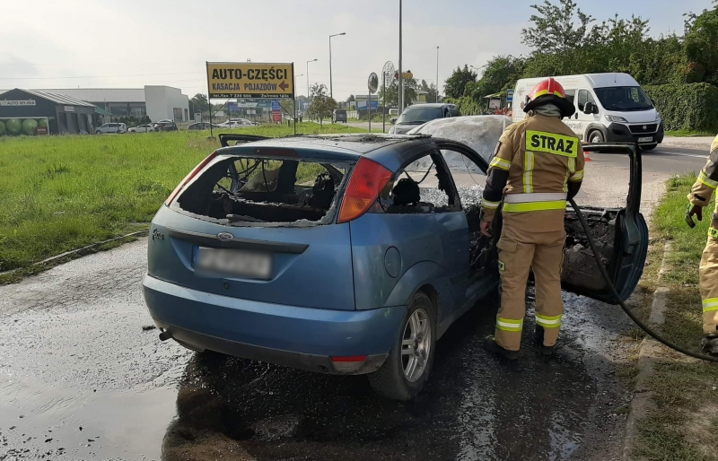 3/5 Pożar forda przy ul. Żwirowej