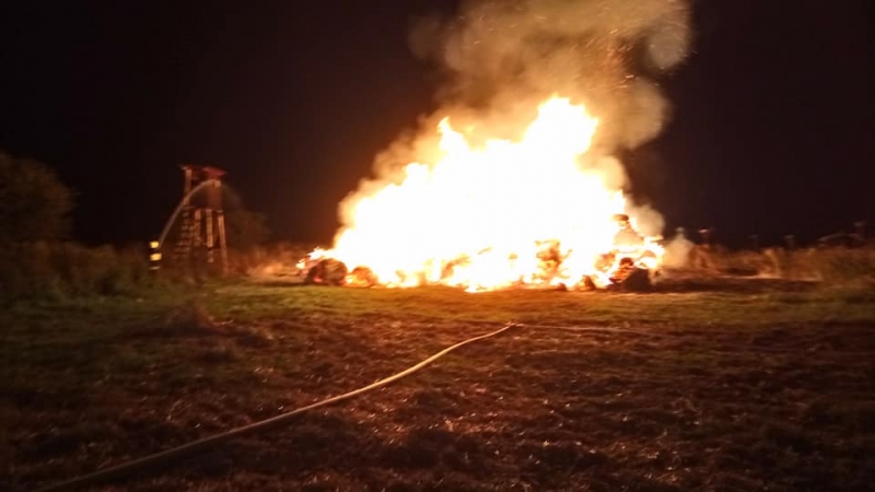3/4 Pożar stogów siana