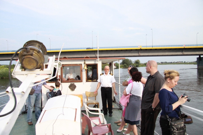 6/23 Sierpniowy rejs lodołamaczem Kuna