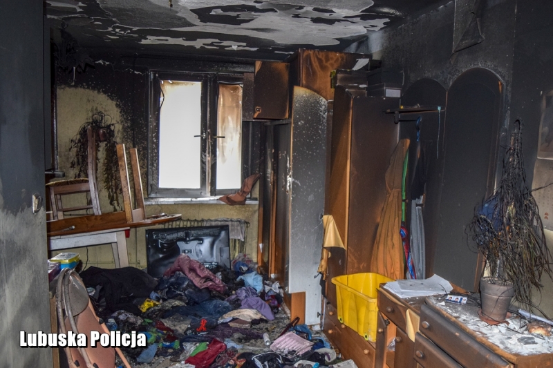 5/5 Ojciec podpalił mieszkanie w czasie komunii syna