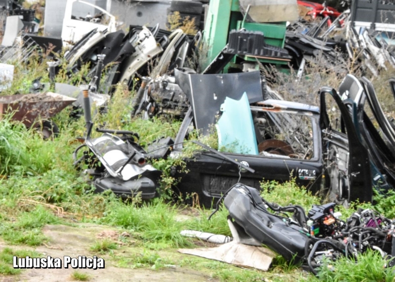 7/11 Dwie dziuple zlikwidowane w FSD