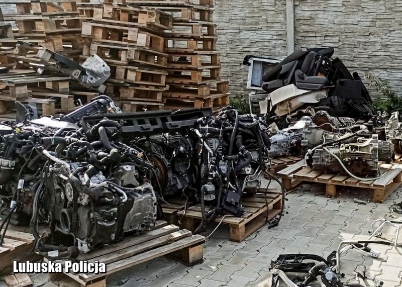 9/11 Dwie dziuple zlikwidowane w FSD