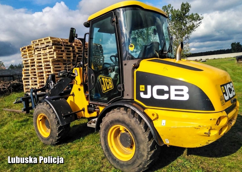 11/11 Dwie dziuple zlikwidowane w FSD