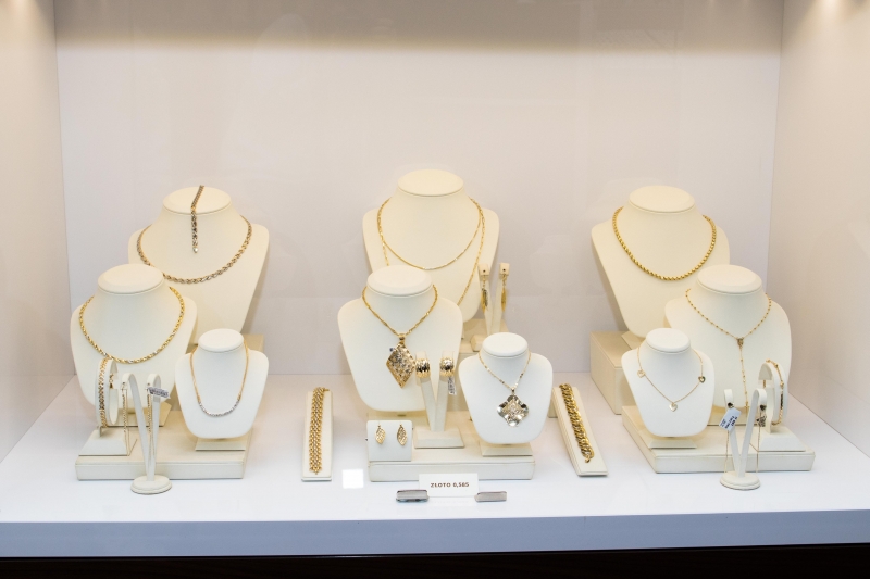 6/15 Salon Jubilerski Magar