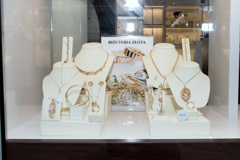 7/15 Salon Jubilerski Magar