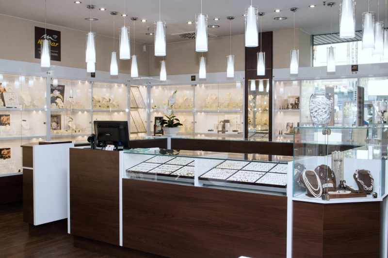 8/15 Salon Jubilerski Magar