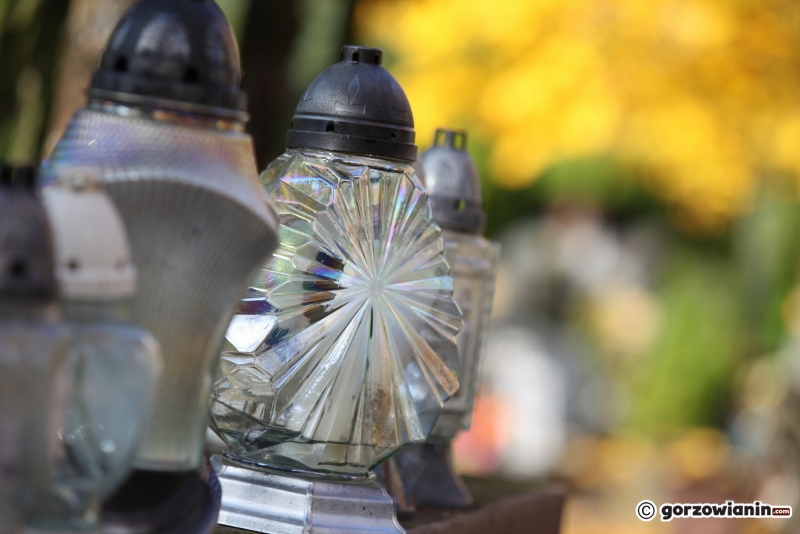 19/24 Porządki na cmentarzu przed Wszystkimi Świętymi