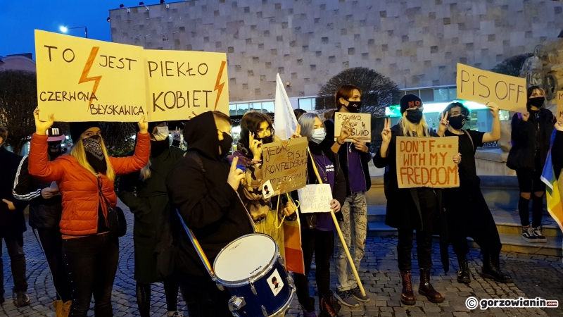 1/20 Nie składamy parasolek. Protest w Gorzowie