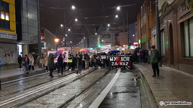 11/11 Protestujący przeszli ulicami Gorzowa