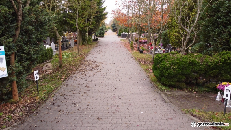 4/24 Wszystkich Świętych: Pusty cmentarz