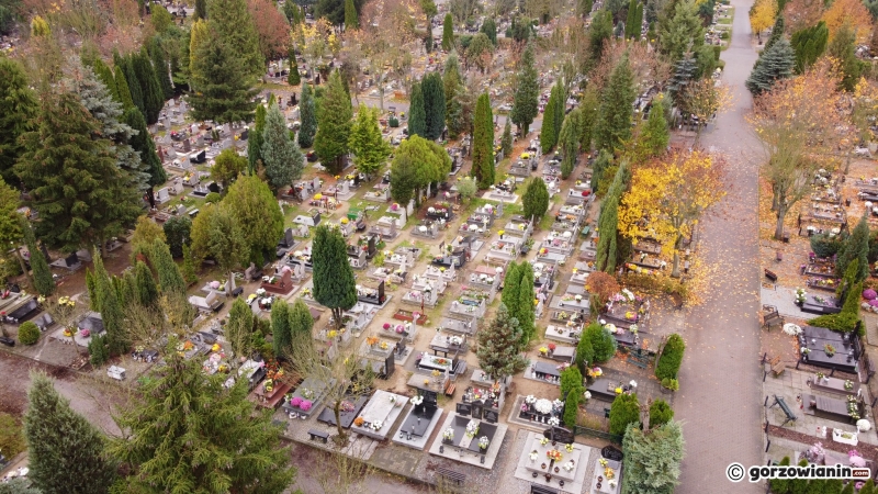 16/24 Wszystkich Świętych: Pusty cmentarz