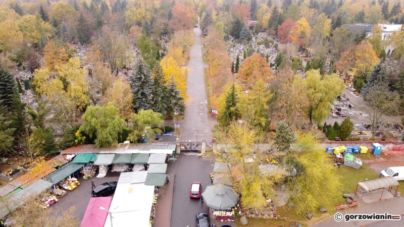 22/24 Wszystkich Świętych: Pusty cmentarz