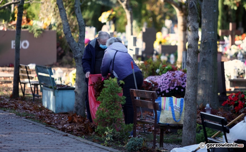11/12 Cmentarz komunalny w Gorzowie - 3.11.2020