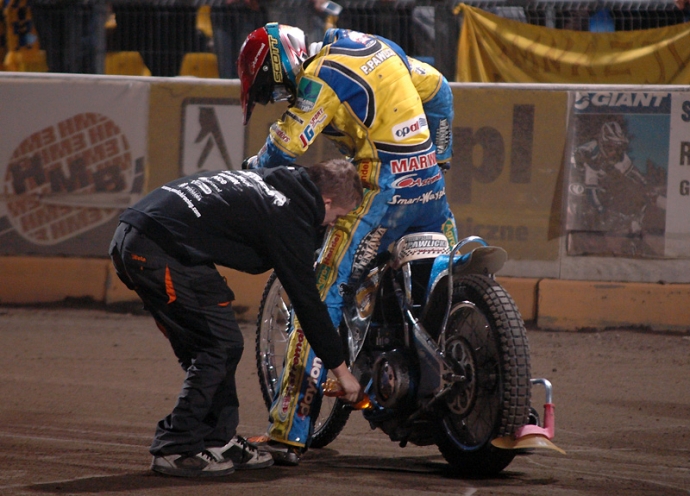 28/58 Ostatnie okrążenie Piotra Palucha