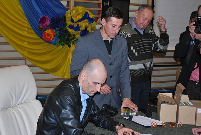 6/28 Gollob rozdawał autografy w Witnicy