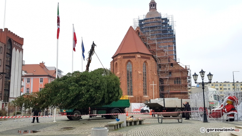 9/18 Montaż świątecznych ozdób